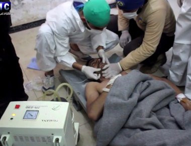 Συρία: Βομβαρδίστηκε και το νοσοκομείο - Στους 58 οι νεκροί με τα χημικά (φωτό)